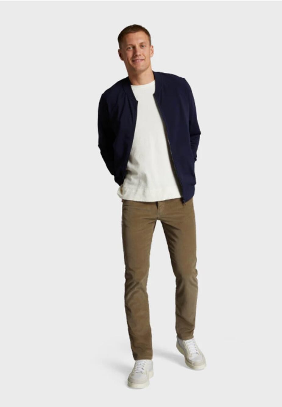 SPOKE CORD FIVES Men's The Autumn Original Corduroy Pants in Fawn / 36x32